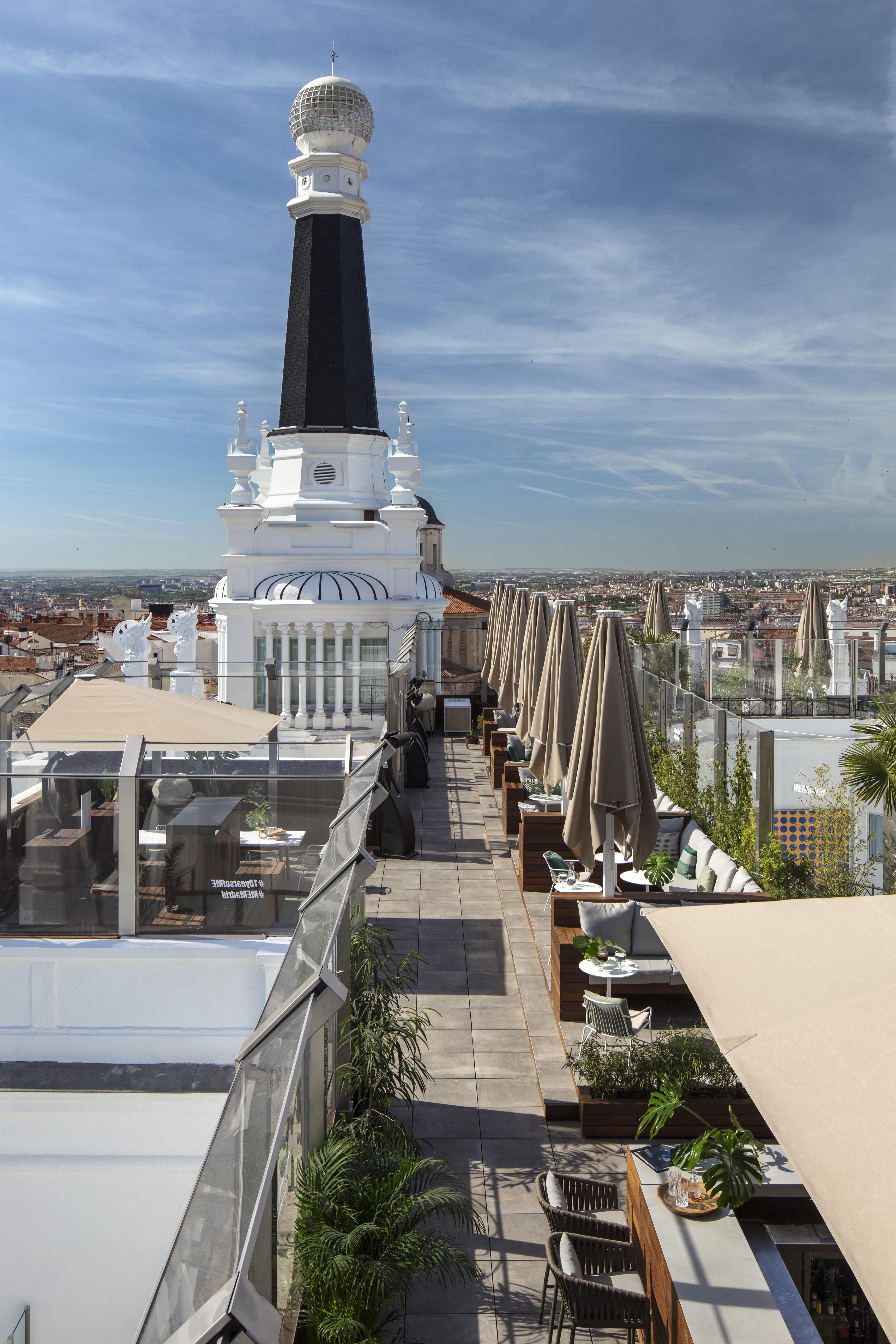 Отель Me Madrid Reina Victoria By Melia Экстерьер фото